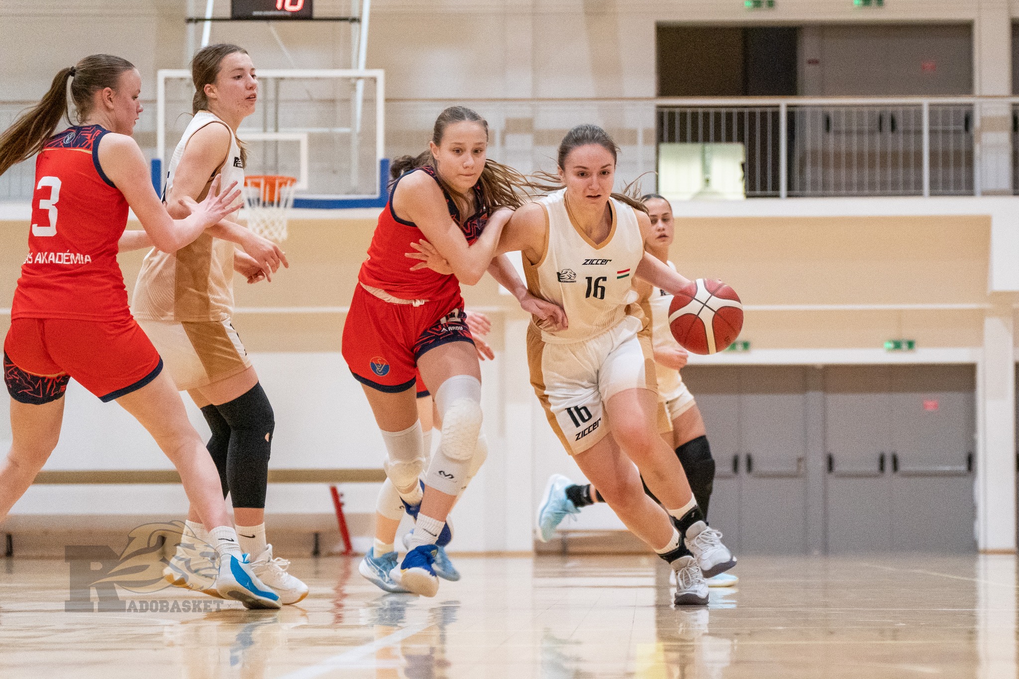 Leány Junior Kiemelt