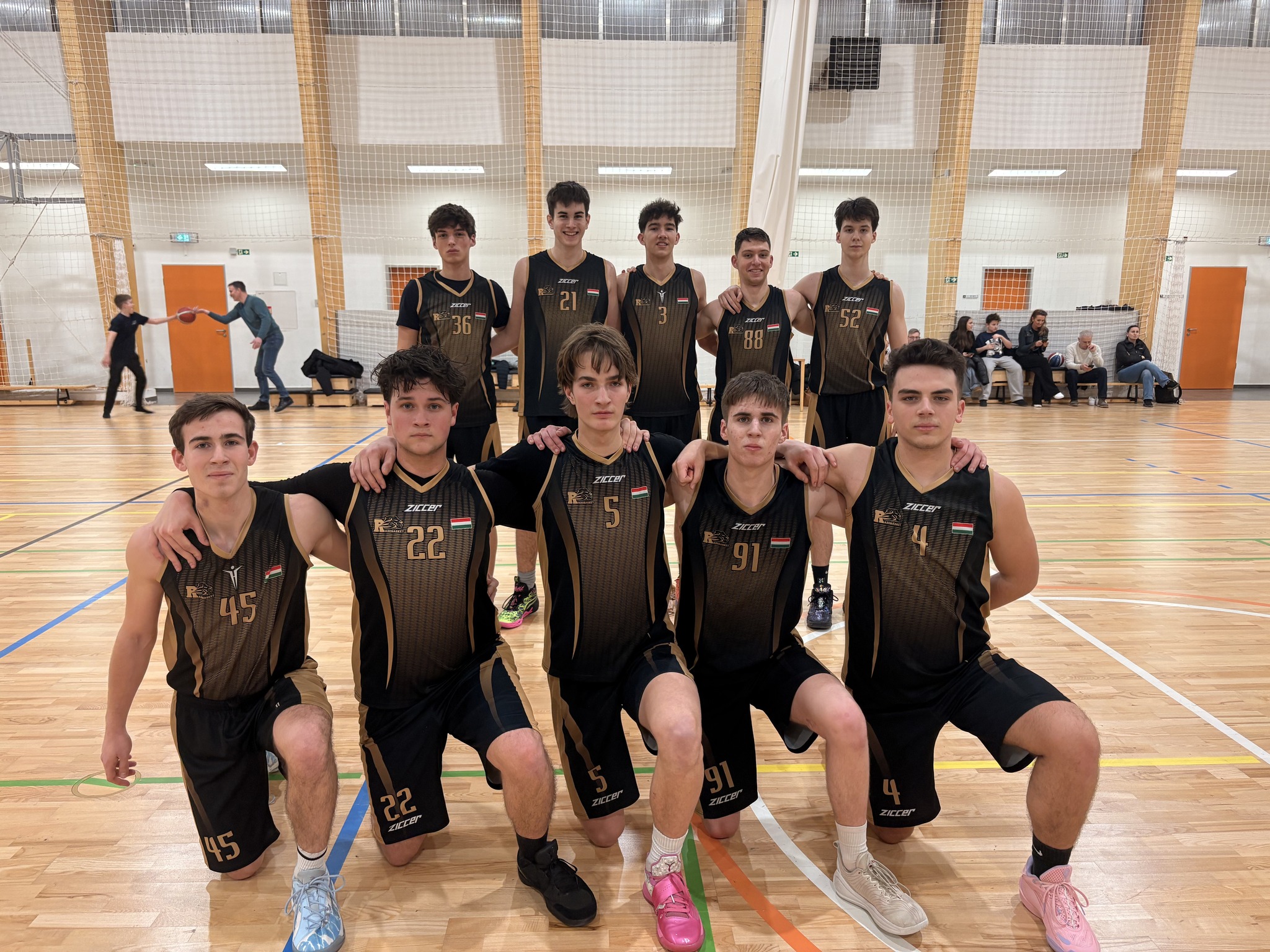 Regionális Fiú Junior, Pest